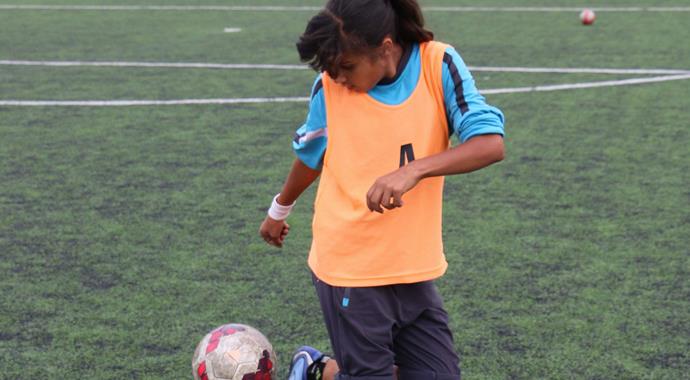 Siirtli Berfin, Messi'ye rakip...